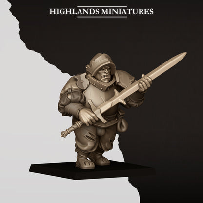 Highlands Miniatures Sunland Ogres with Zweihänder