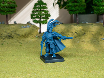 Highlands Miniatures Sunland Captain