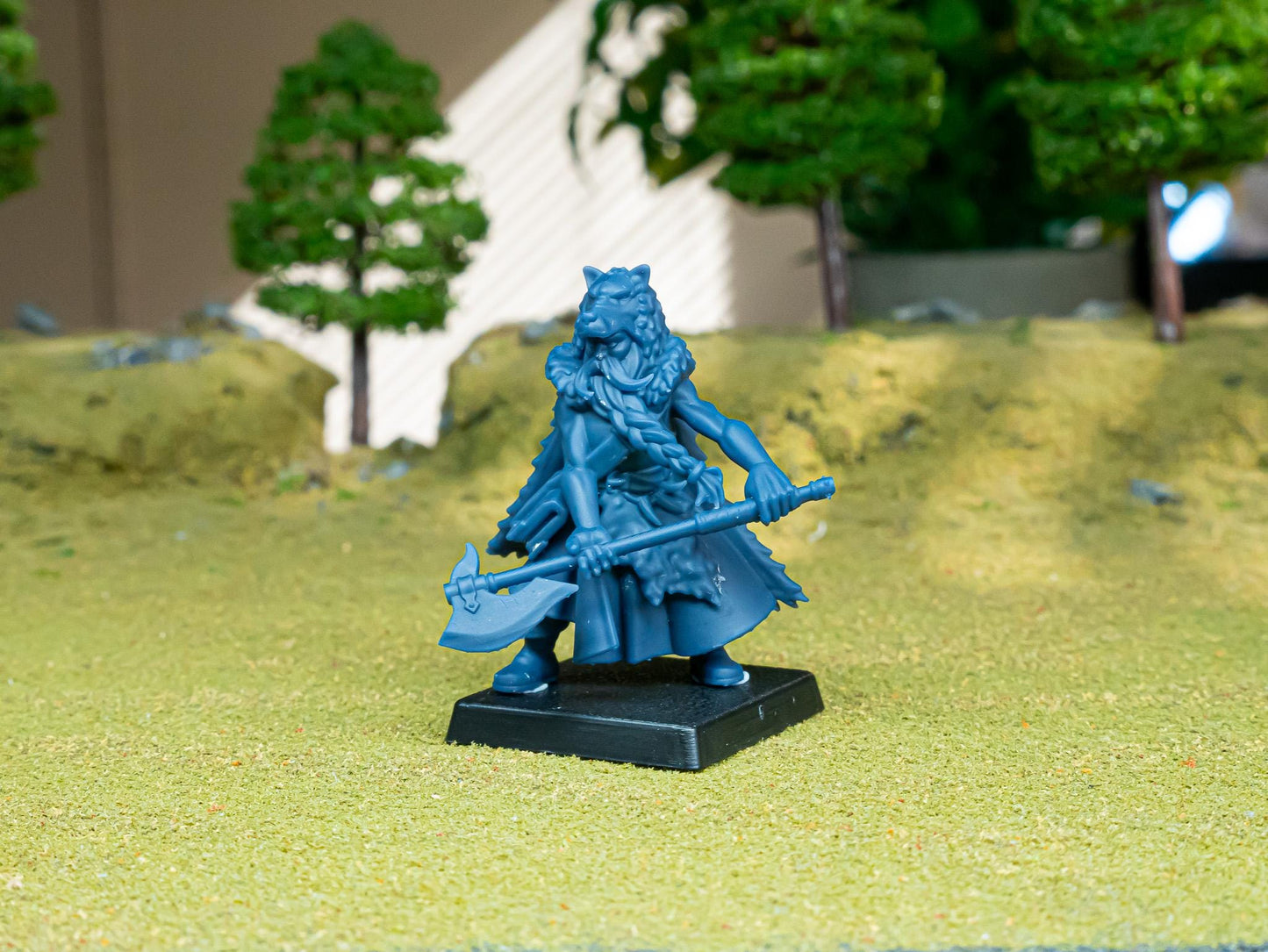 Highlands Miniatures Mergenheim Druid